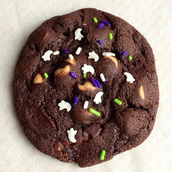 Halloween Chocolate Peanut Butter Cup – Gotham Cookies